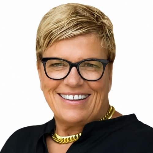 Jacqueline Lynam Lewis